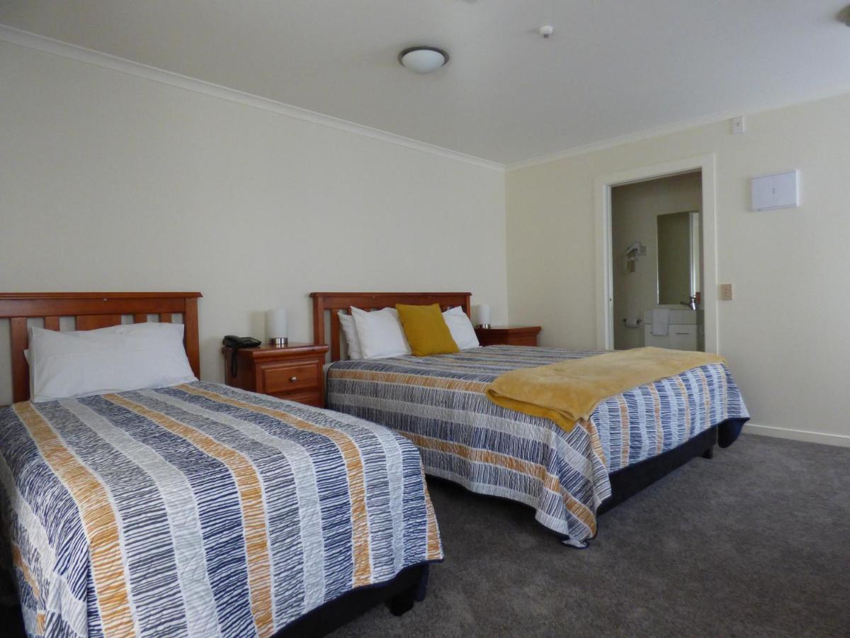 Sahara Deluxe Studios Dunedin Buitenkant foto